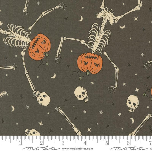 1/2 Yard - Home Sweet Haunt - Stone - Stacy Iest Hsu - Moda - Fabric Yardage - 20913 12