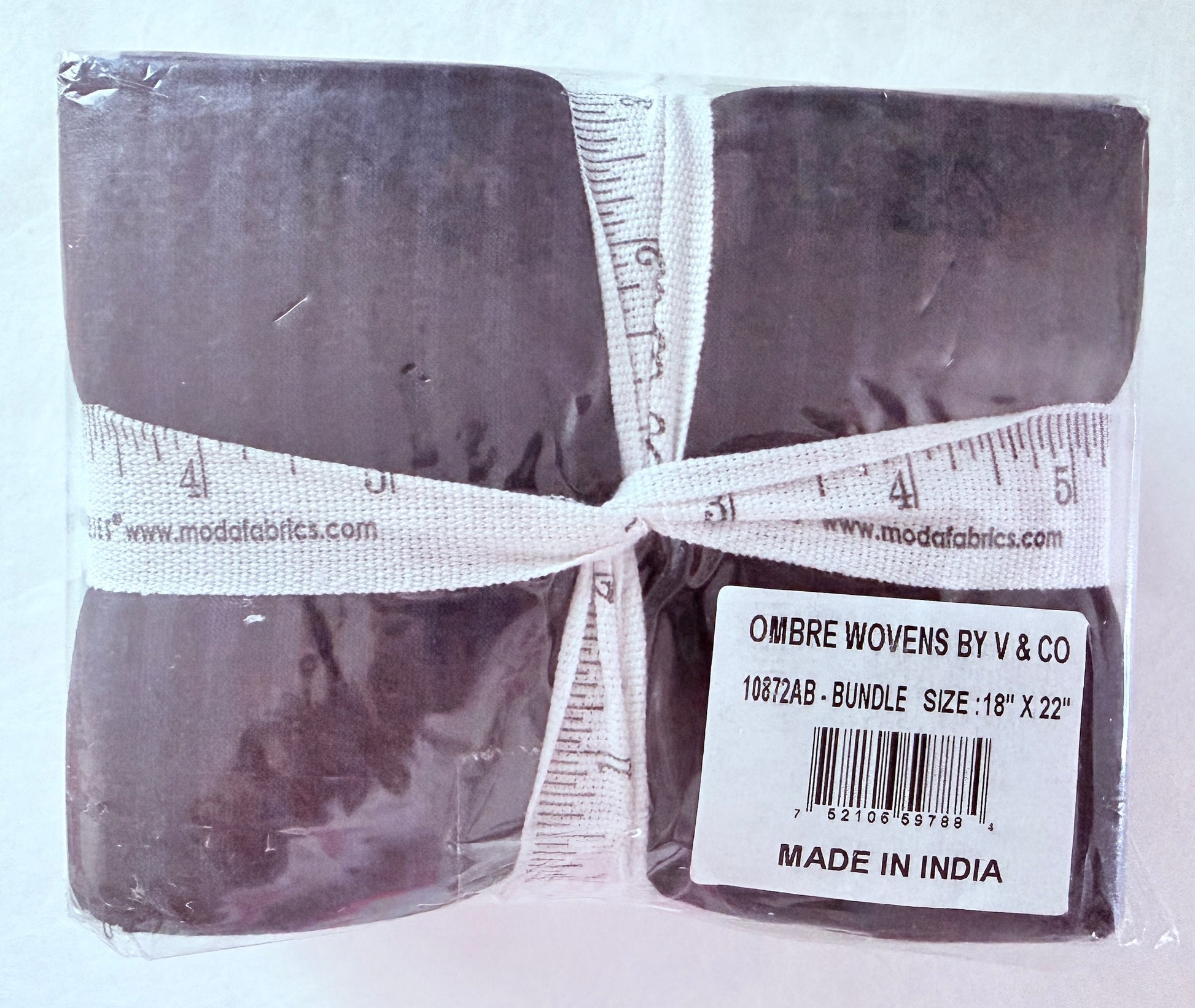 Ombre Wovens - V & Co - Moda - 16 Pieces - Fat Quarter Bundle - 10872AB