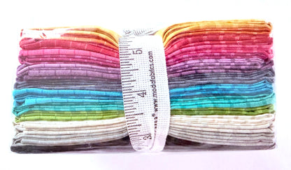 Ombre Wovens - V & Co - Moda - 16 Pieces - Fat Quarter Bundle - 10872AB