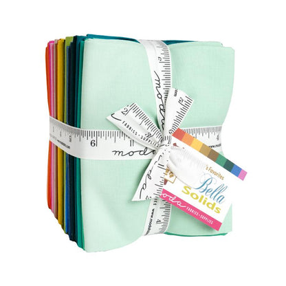 Bella Solids 2025 - Elizabeth Hartman - 25 Pieces - Fat Quarter Bundle - 9900ABE