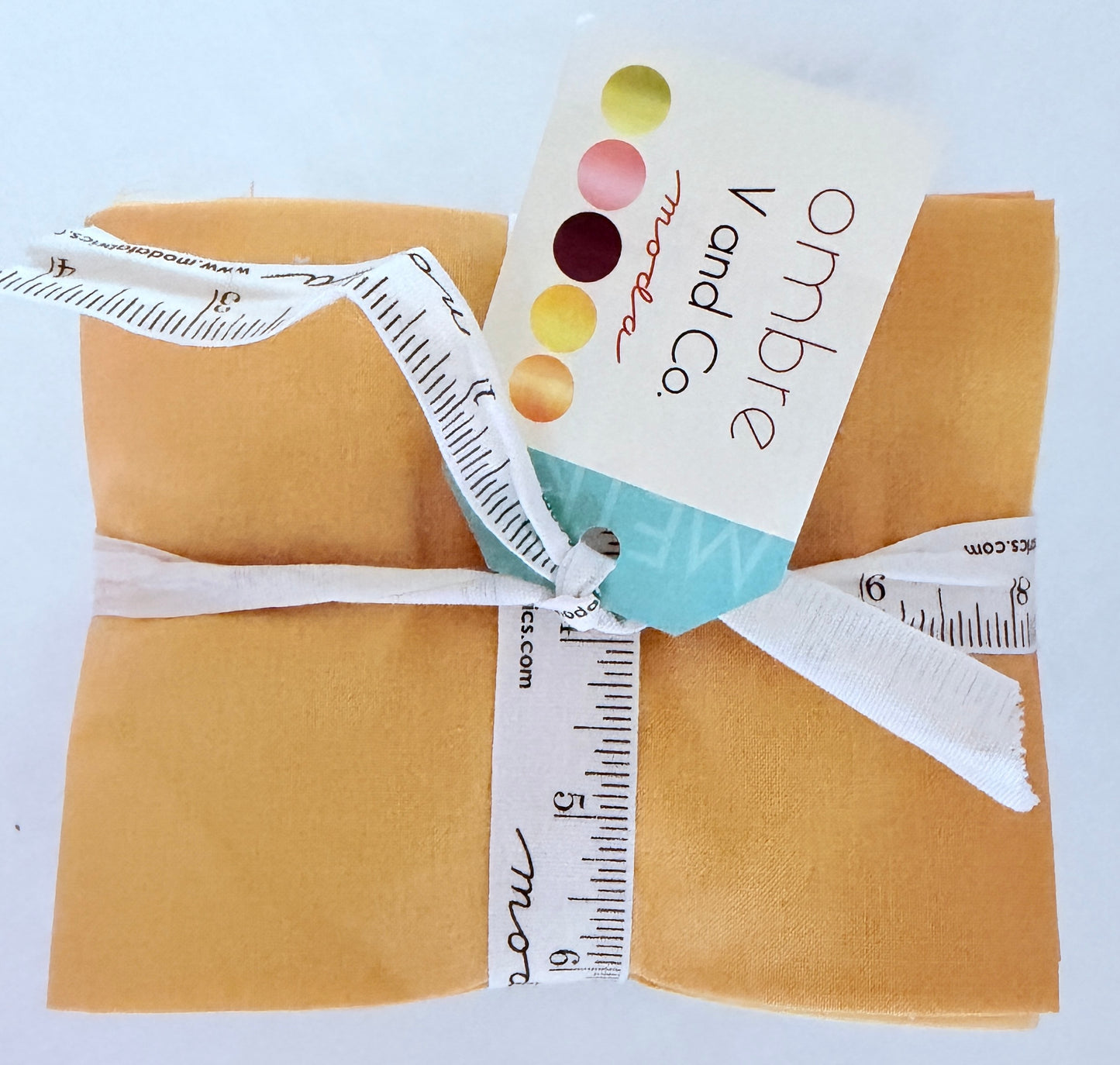 Ombre - V & Co - Moda - 20 Pieces - Fat Quarter Bundle - 10801AB