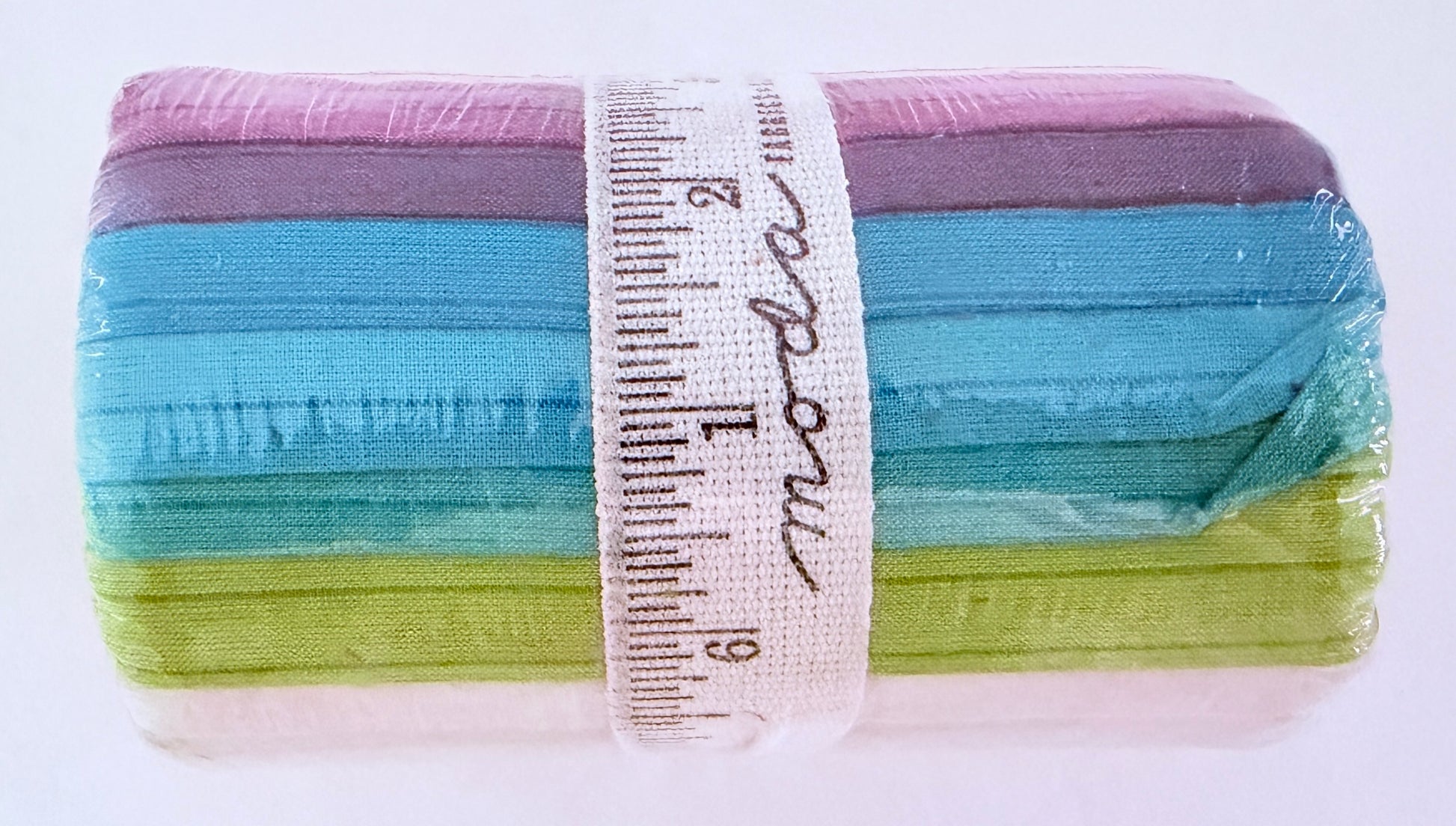Ombre Wovens - V & Co - Moda - 16 Pieces - Dessert Roll - 10872DR