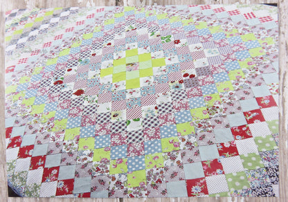 Trip Around the World - Postcard Project #1 - Quilt Pattern - Lucy Kingwell - Jen Kingwell Designs - JKD 5538