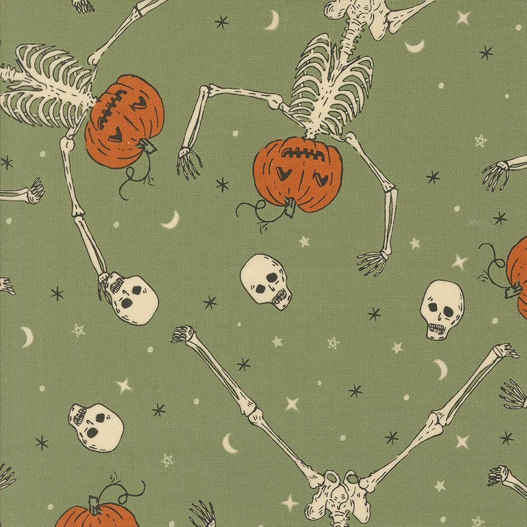 1/2 Yard - Home Sweet Haunt - Moss - Stacy Iest Hsu - Moda - Fabric Yardage - 20913 15
