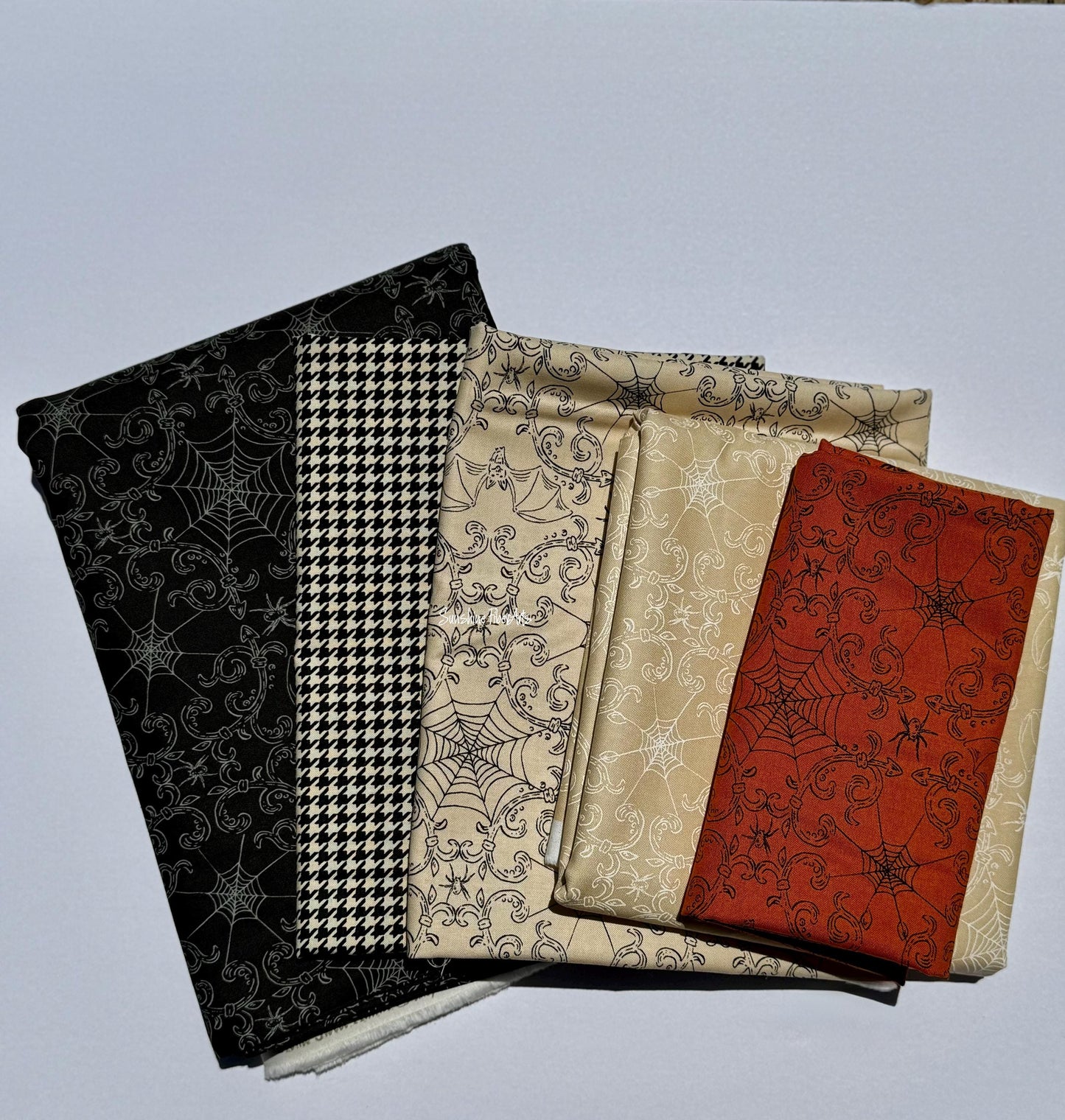 SALE!! Kitty Says Boo - Home Sweet Haunt - Stacy Iest Hsu - Moda - Custom Quilt Kit